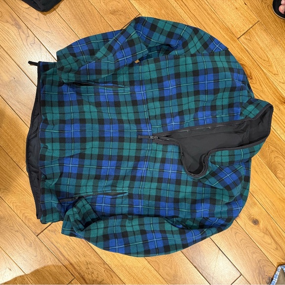 Chubbies Reversible Pullover - Picture 4 of 5